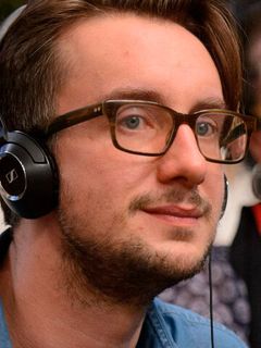 Матиас Хёне