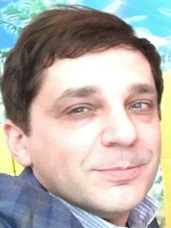 Александр Наумов