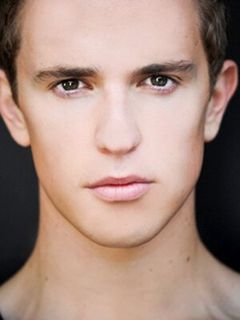 Гарри МакНотон