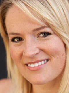 Эмбер Коннор