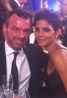 Симон ДеКарик