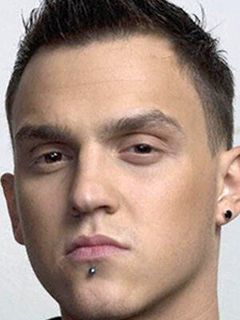 Денис Петров