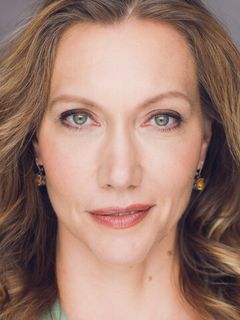 Рене Гирлингс