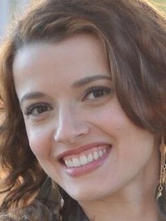 Жулия Фажарду