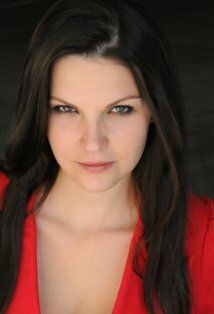 Саския Хольтен