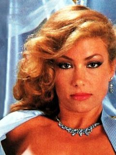 Джина Каррера