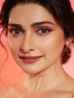 Прачи Десаи