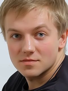 Артем Стрельников