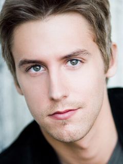 Джастен Сандерс