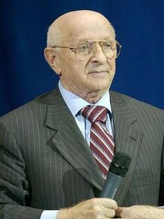 Александр Гомельский