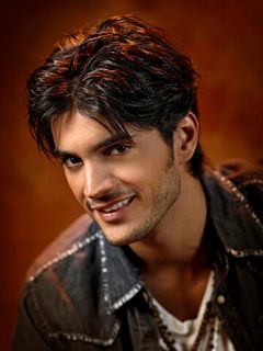 Даниэль Эльбитар