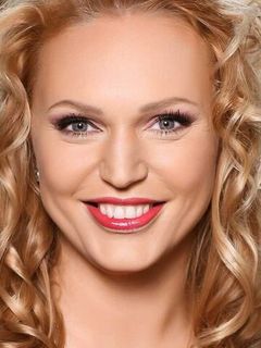 Алла Довлатова