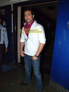 Адхиаян Суман