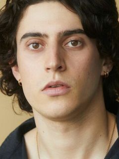 Лео Альтарас