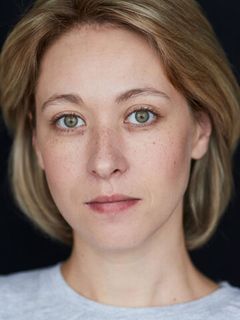 Анна Дворжецкая