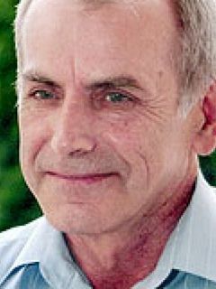 Анатолий Крым