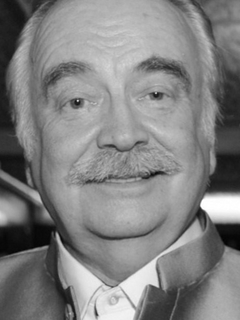Николай Денисов