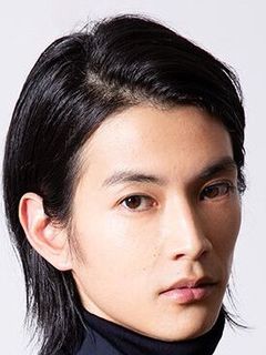 Кэисукэ Ватанабэ