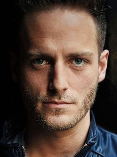 Доминик Олей