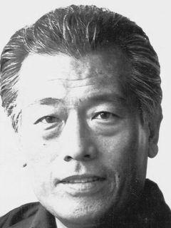 Акидзи Кобаяси