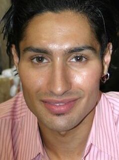 Эмануэл Сандху