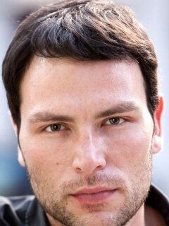 Питер Бекер