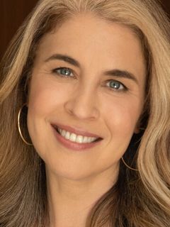 Оливия Ньюман