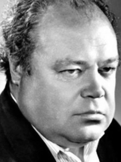 Евгений Перов