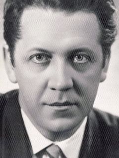 Андрей Попов