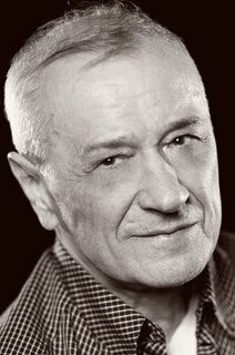Владимир Корнезо
