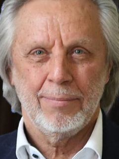 Владимир Назаров