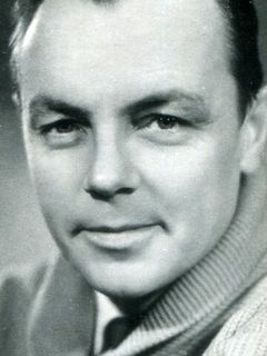 Кирилл Лавров