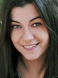 Филиз Ахмет