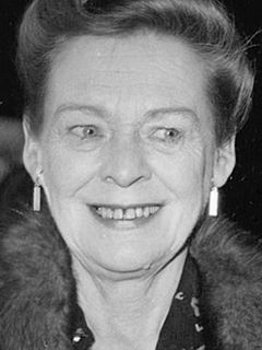 Джоан Купер