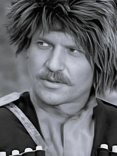 Константин Артемов