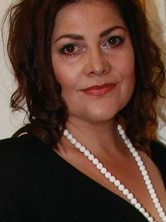 Илона Чакова