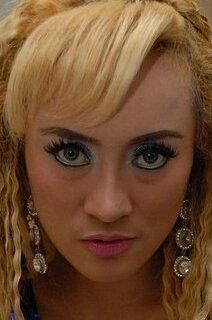 Лиа Лэдиста