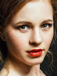 Анна Арефьева