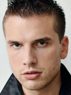 Клэй фон Карловиц