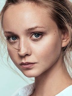 Анна Острём