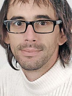 Виталий Максименко