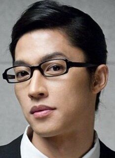 Мин Джи-хёк