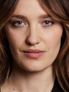 Тесс Хобрич