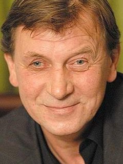 Евгений Карельских