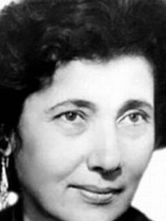 Елена Туменова