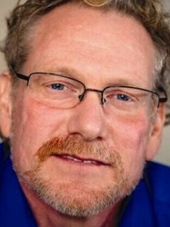 Ронни Джонстоун