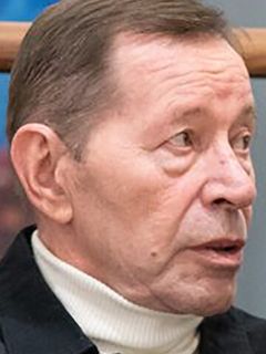 Анатолий Вологдин