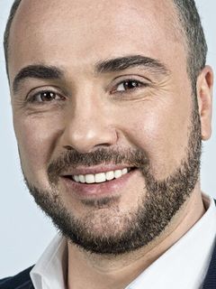 Андрей Левин