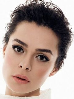 Озге Озпиринчджи