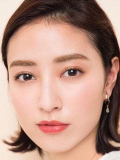 Адзуса Окамото